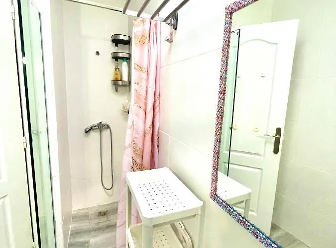 Cozy طوستا ديل سيلونثيو